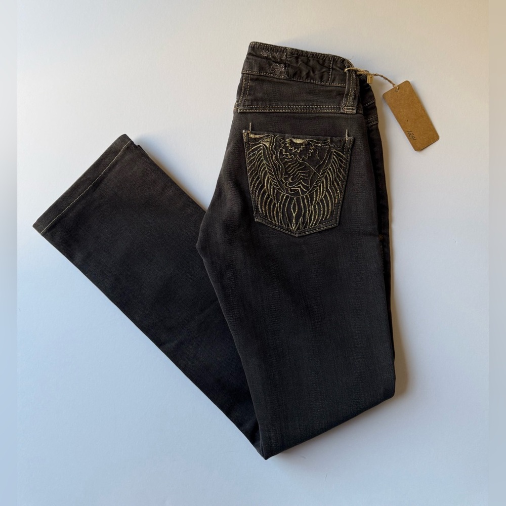 TAVERNITY  Woman’s Jeans with Embroidered Pocket  🌟⚱️🤠